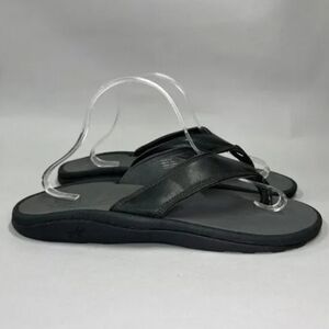 Black leather flip flops sandals